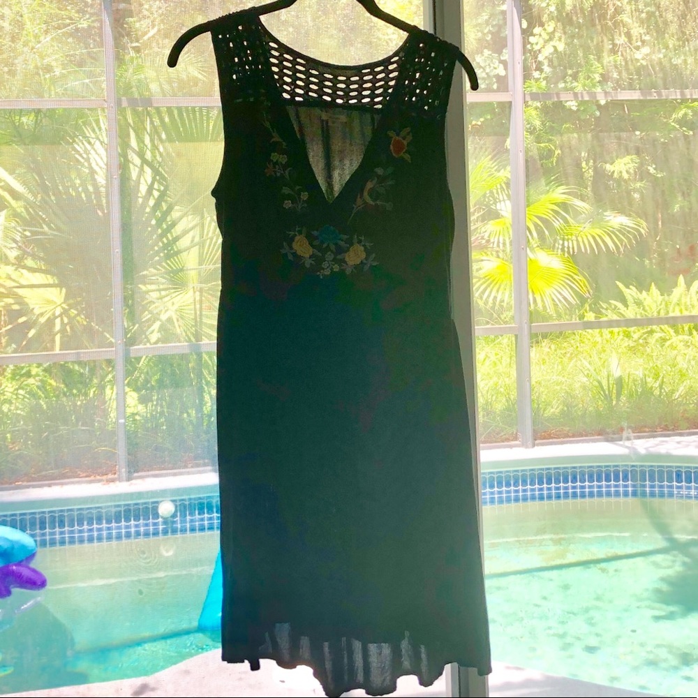 Embroidered Mini dress - Picture 6 of 6